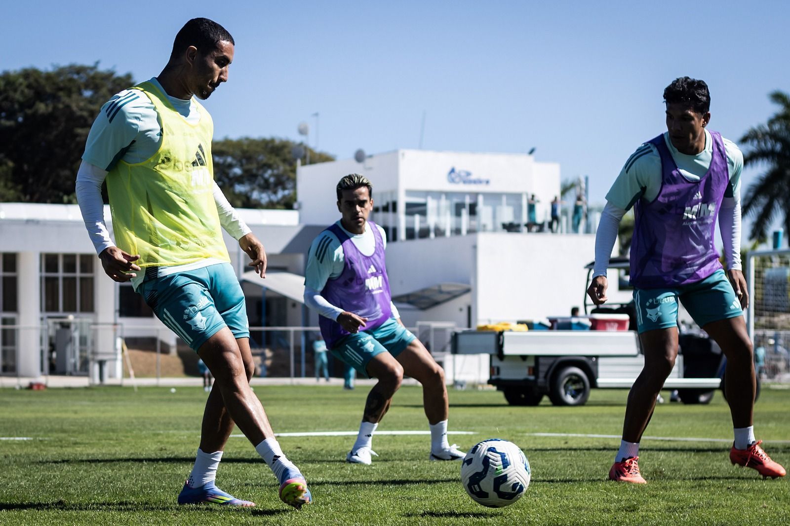 'Motorzinho' reforçará o Cruzeiro contra o Grêmio após cumprir suspensão