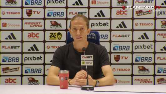 Filipe Luís, técnico do Flamengo, durante entrevista coletiva