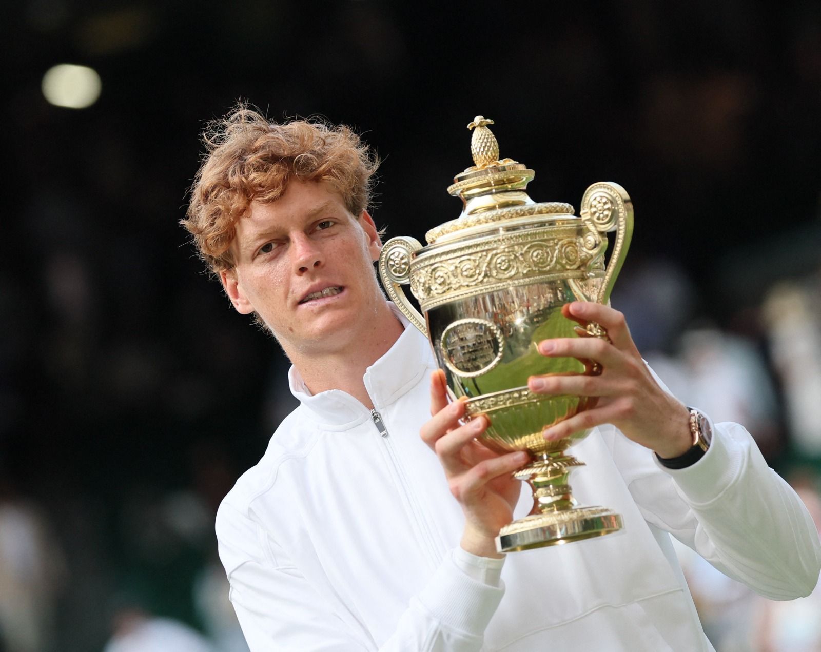 Sinner aplica revanche em Alcaraz e conquista título inédito de Wimbledon