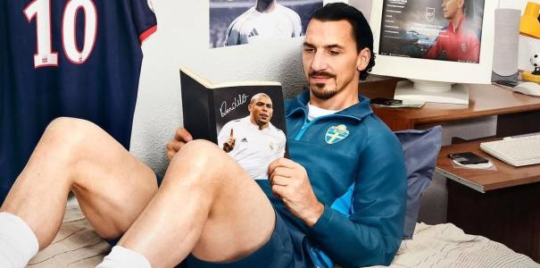 Ibrahimović reedita foto icônica como capa de novo EA FC 26; veja