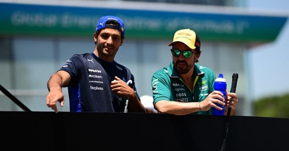 Ex-piloto da Ferrari na Fórmula 1 revela ‘conflito interno’ durante saída da equipe