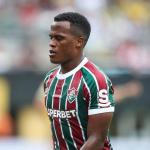 Fluminense avalia ‘reposição urgente’ com eventual negociação de Arias