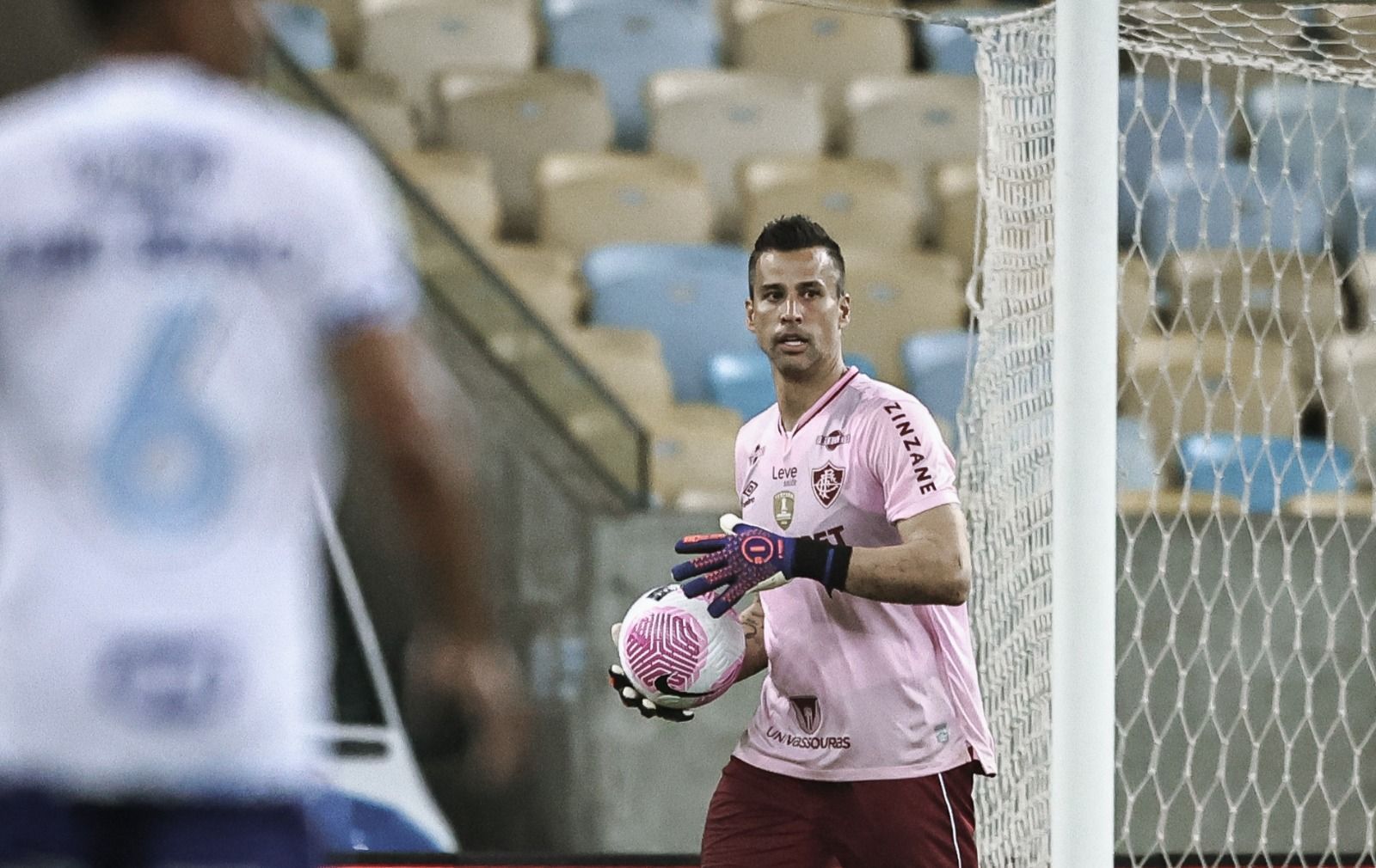 Diante do Fluminense, Cruzeiro terá 12º jogo contra o ídolo Fábio; veja retrospecto