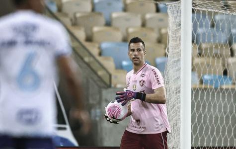 Fábio durante Fluminense x Cruzeiro em 2024