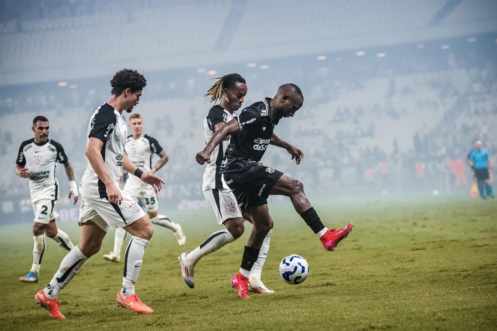 Com vitória contra o Ceará, Corinthians encerra jejum no Brasileiro