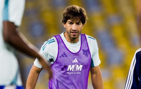 Lucas Silva antes de Fluminense x Cruzeiro no Maracanã