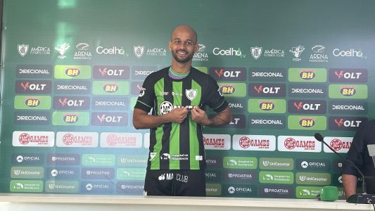 Héber Oliveira foi apresentado no CT Lanna Drumond nesta sexta-feira (18)