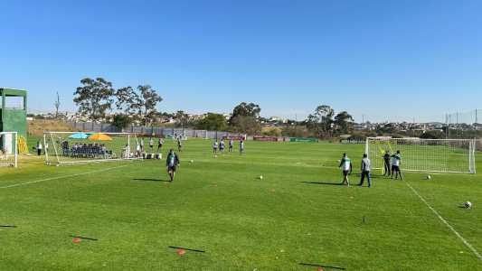 América realiza treino aberto à imprensa antes de duelo com a Chapecoense