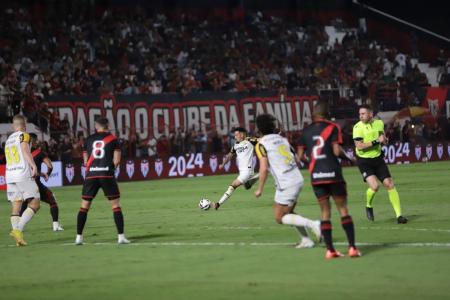 Atlético-GO recebeu Criciúma pela Série B