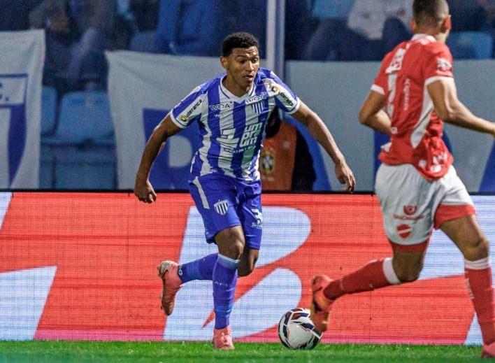 Em confronto direto por G4, Avaí e Vila Nova-GO empatam pela Série B