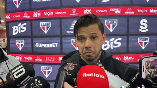 Romero falou sobre a situação de Memphis Depay no Corinthians