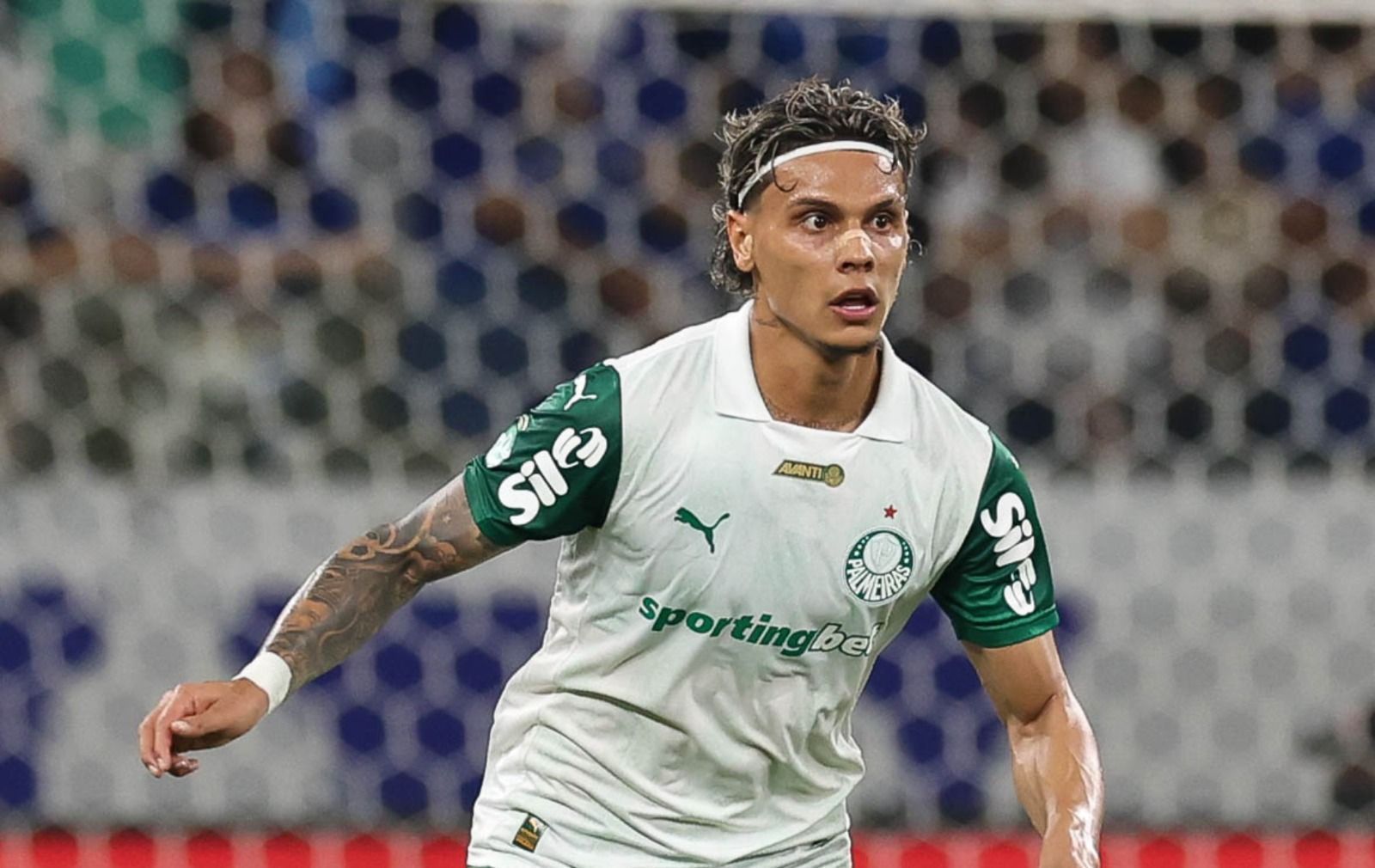 Jogador do Cruzeiro reage à venda de Richard Ríos, do Palmeiras, para o Benfica