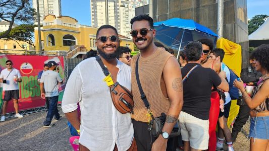 Publico Parada LGBT+ BH