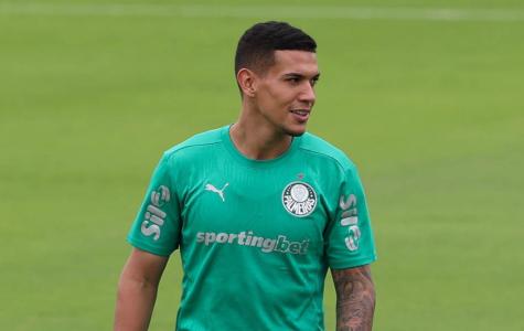 Naves deixou o Palmeiras para jogar no Alverca
