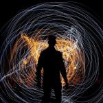 Cientistas realizam teletransporte quântico usando fibra óptica com internet em funcionamento