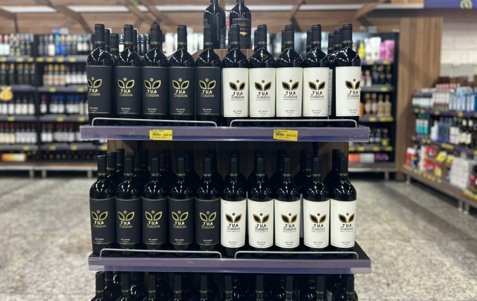 Vinho e azeite de Jardim, do Cruzeiro, chegam a supermercados de Pedrinho; veja