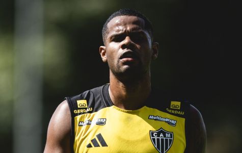 Júnior Santos, do Atlético, durante treinamento