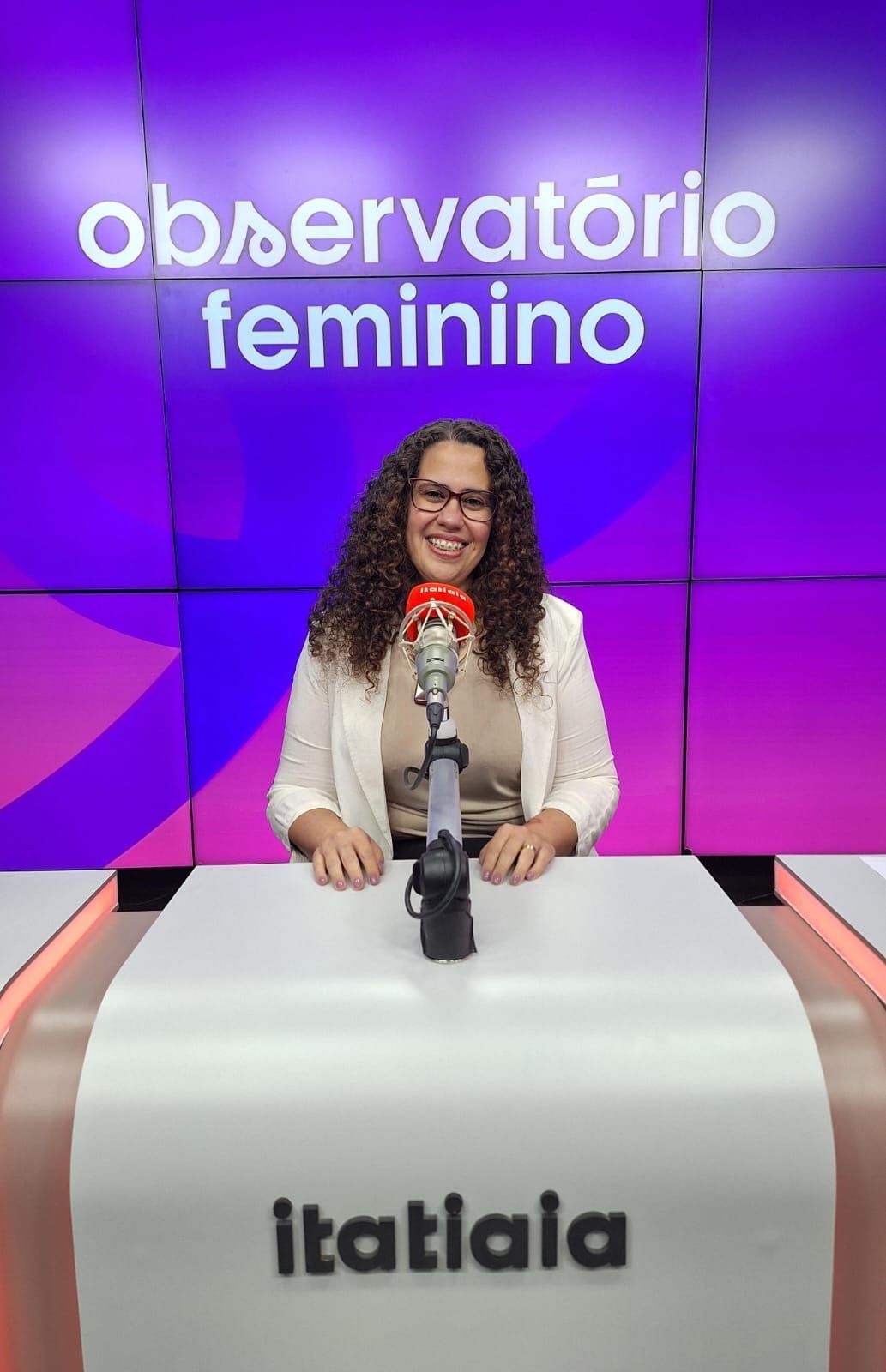 Especialista discute sobre a importância de terapia para casais nos relacionamentos