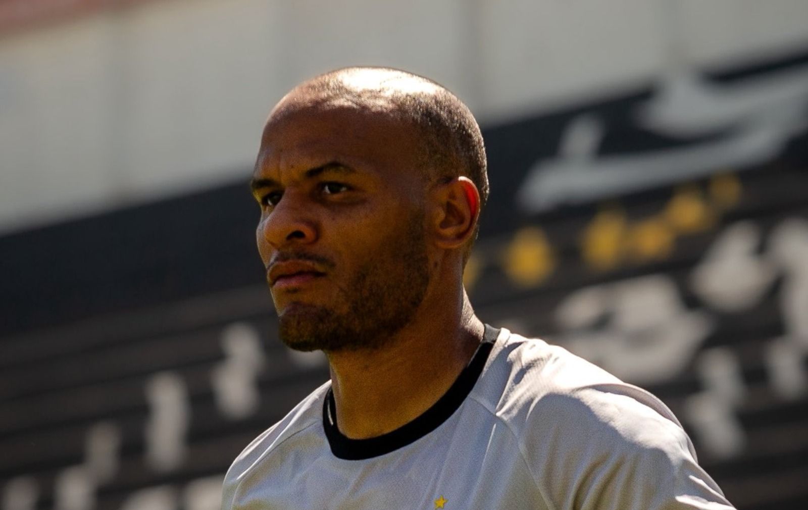 Ex-Atlético é anunciado por clube da Série C e reencontra técnico