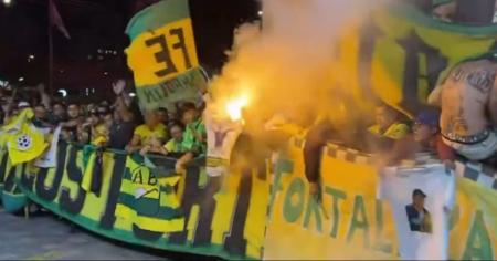 Torcida do Bucaramanga em BH para enfrentar o Atlético