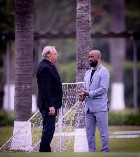 Osmar Stabile (presidente interino) e Fabinho Soldado (executivo de futebol) no CT Joaquim Grava