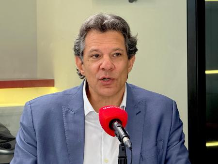 O ministro da Fazenda, Fernando Haddad, em entrevista à Itatiaia