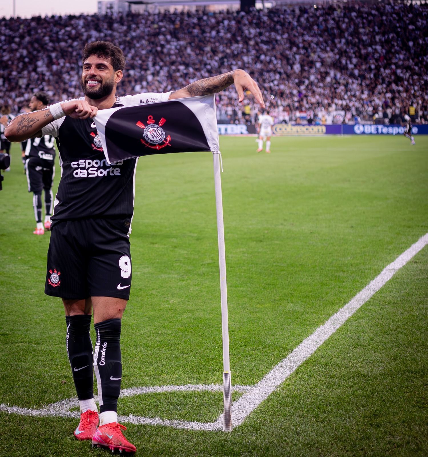 Corinthians anuncia renovação com Yuri Alberto até 2030; saiba detalhes