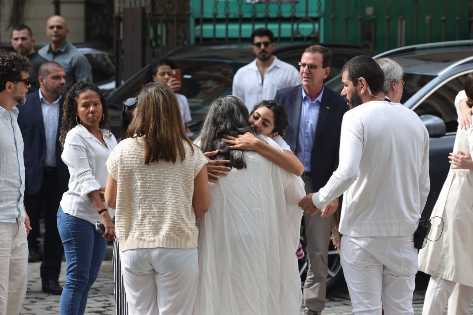 Adeus a Preta Gil: pais de cantora, Gilberto Gil e Sandra Gadelha se despedem da filha