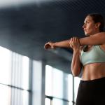 Três exercícios simples para começar o dia e cuidar da circulação