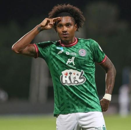 Vitinho está na mira do Fluminense e pode ser reforço