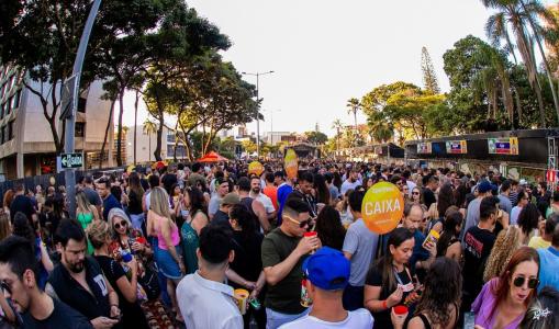 Festa acontece na Praça José Mendes Jr., na região Centro-Sul de Belo Horizonte