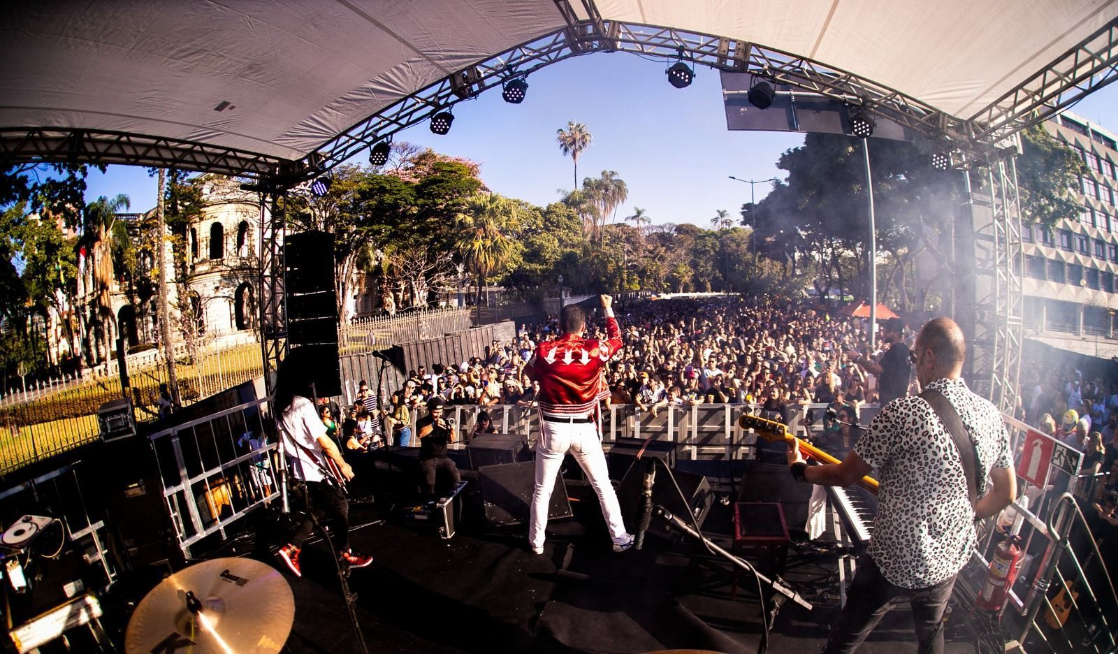 Dia da Cerveja: Festival reúne gastronomia, música e mais de 20 rótulos de cerveja neste sábado (2) em BH