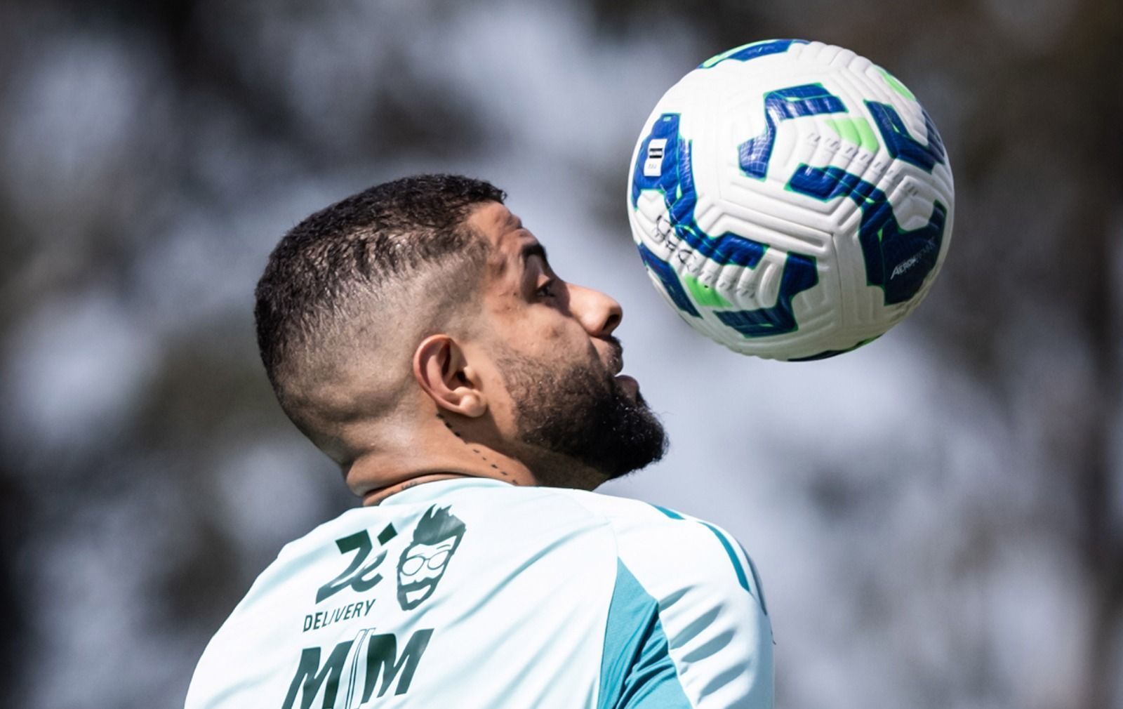 Em recuperação, João Marcelo recebe recado de jogador do Cruzeiro
