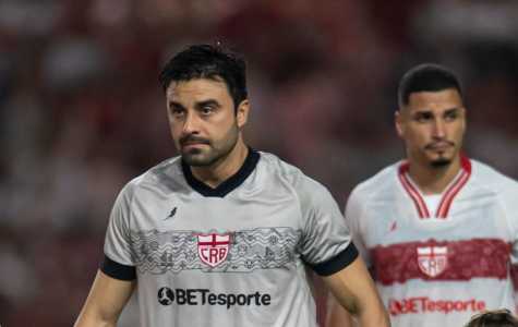 Matheus Albino é destaque do CRB na temporada