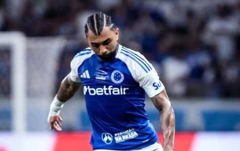 Gabigol durante o empate entre Cruzeiro e CRB