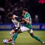 Corinthians x Palmeiras: súmula registra laser em Weverton e objetos atirados no campo