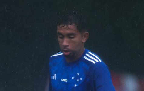 Belluco durante jogo do time sub-20 do Cruzeiro