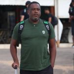 Técnico que eliminou Coritiba e Athletico-PR no estadual deixa comando de clube