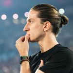 Flamengo enviará medalhas de campeão carioca a Filipe Luís e comissão técnica
