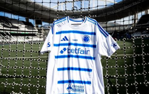 Cruzeiro enfrentará o Botafogo, neste domingo (3), com o segundo uniforme