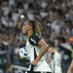 Com gol no final, Corinthians empata com Fortaleza pelo Brasileirão