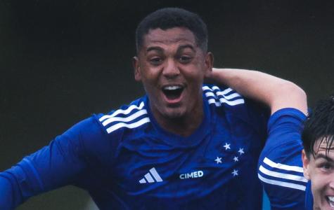 Victor Jesus durante jogo do sub-20 do Cruzeiro