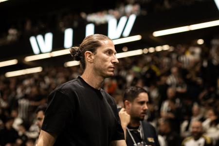 Filipe Luís, técnico do Flamengo, na Arena MRV em partida contra o Atlético