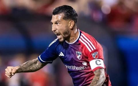 Luciano Acosta vai reforçar o Fluminense