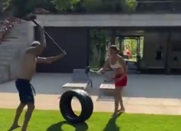 Treinador do PSG, Luis Enrique faz treino inusitado durante férias; veja vídeo