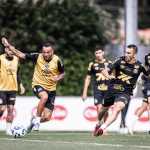 Santos: atacante volta a treinar e pode ser novidade contra Cruzeiro