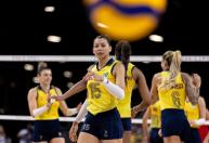 Medalhista olímpica no vôlei feminino revela câncer e planeja futuro: 'Estou bem'