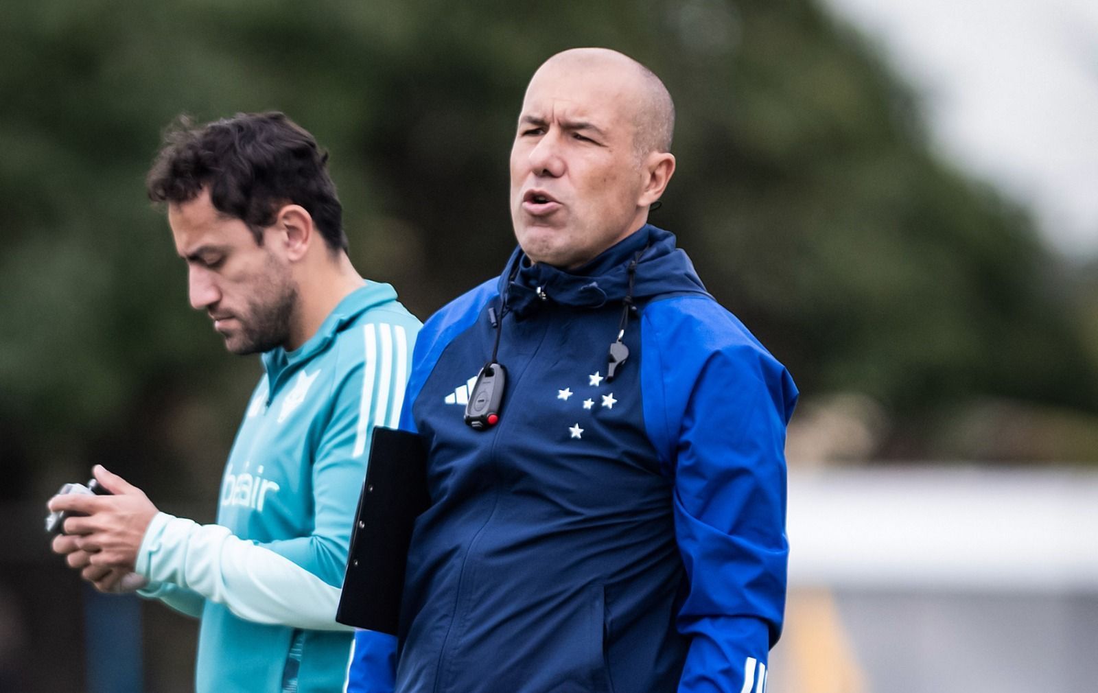 Atacante não viaja e desfalca Cruzeiro contra CRB; saiba motivo