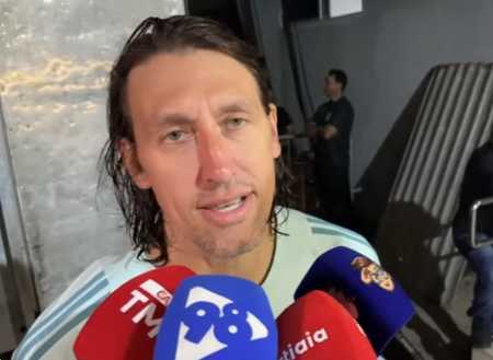 Cássio, goleiro do Cruzeiro, em zona mista após classificação às quartas de final da Copa do Brasil