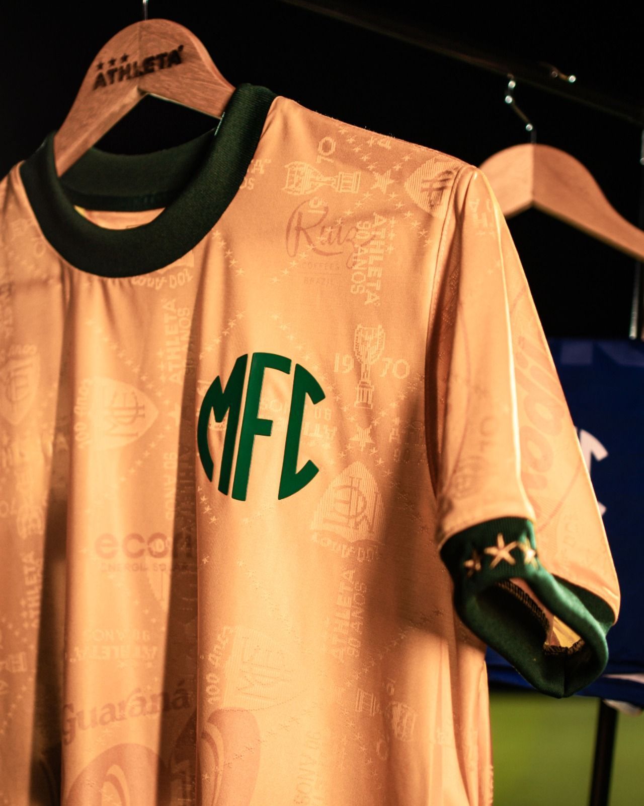 Mirassol lança uniforme em homenagem à Seleção para duelo com Flamengo no Maracanã